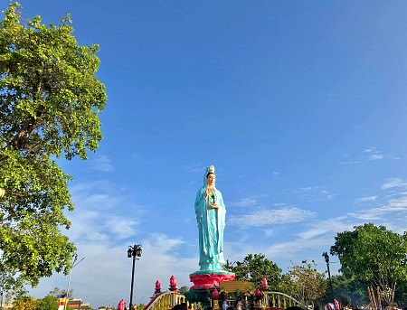 Phật Bà Nam Hải – Điểm du lịch tâm linh nổi tiếng miền Tây