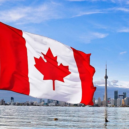 Nên mua gì làm quà du lịch Canada? Hướng dẫn cách chọn?