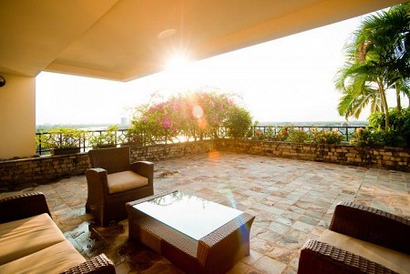 Sài Gòn Domaine Luxury Residences