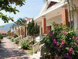 Stork Village Resort