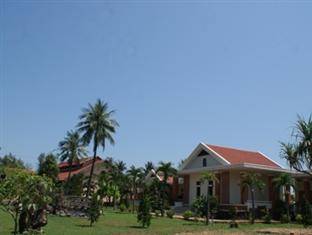 Stork Village Resort