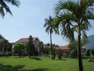 Stork Village Resort