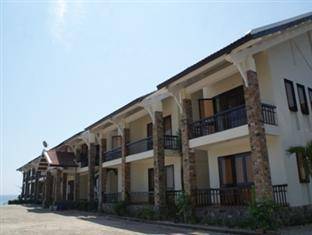 Stork Village Resort