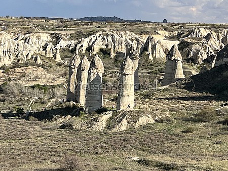 Khám phá thung lũng dương vật bằng đá kỳ lạ ở Cappadocia