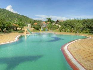 Thuy Duong Beach Resort