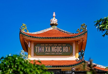 Tịnh Xá Ngọc Hòa – Chiêm bái tượng Phật Đôi cao nhất