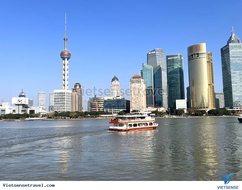 Tháp Đông Phương Minh Châu nhìn từ bến Thượng Hải - Ảnh 2