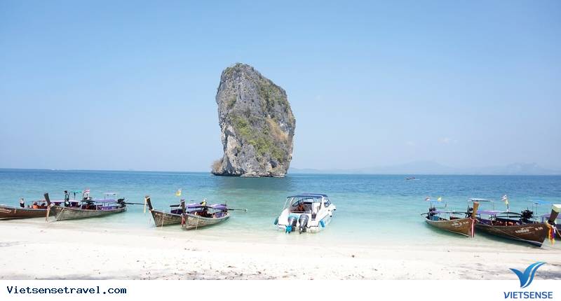 Kinh nghiệm du lịch biển Vân Đồn - Ảnh 1