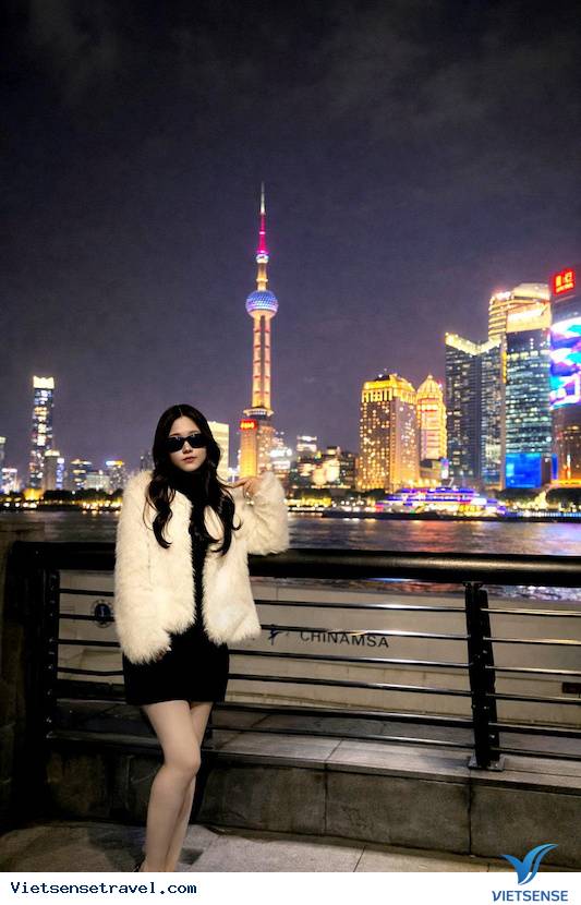 Bến Thượng Hải như một studio mở của những nàng thơ - Ảnh 3 Bến Thượng Hải như một studio mở của những nàng thơ - Ảnh 3