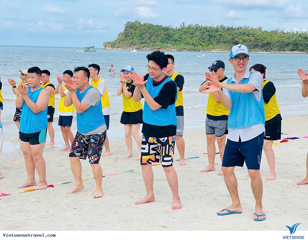 TOP 15 trò chơi cực hấp dẫn dành cho Team Building bãi biển - Ảnh 1