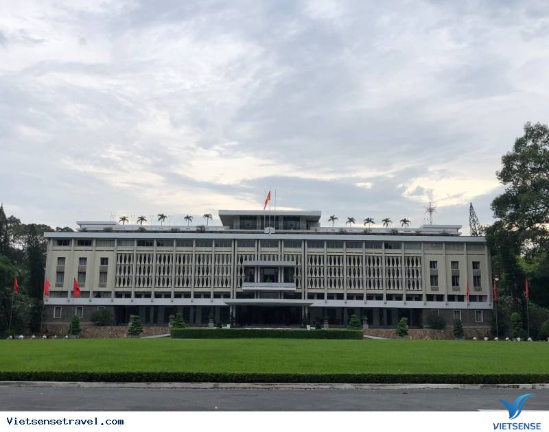 TOP 21 điểm tham quan, vui chơi hấp dẫn tại Hồ Chí Minh - Ảnh 2