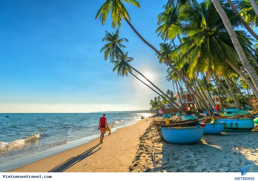 19 bãi biển tuyệt đẹp cho chuyến du lịch mùa hè - Ảnh 16