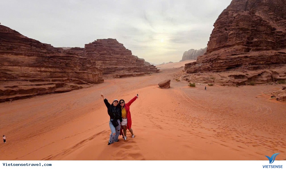 Kinh nghiệm du lịch Jordan tự túc từ A đến Z - Ảnh 2 Kinh nghiệm du lịch Jordan tự túc từ A đến Z - Ảnh 2