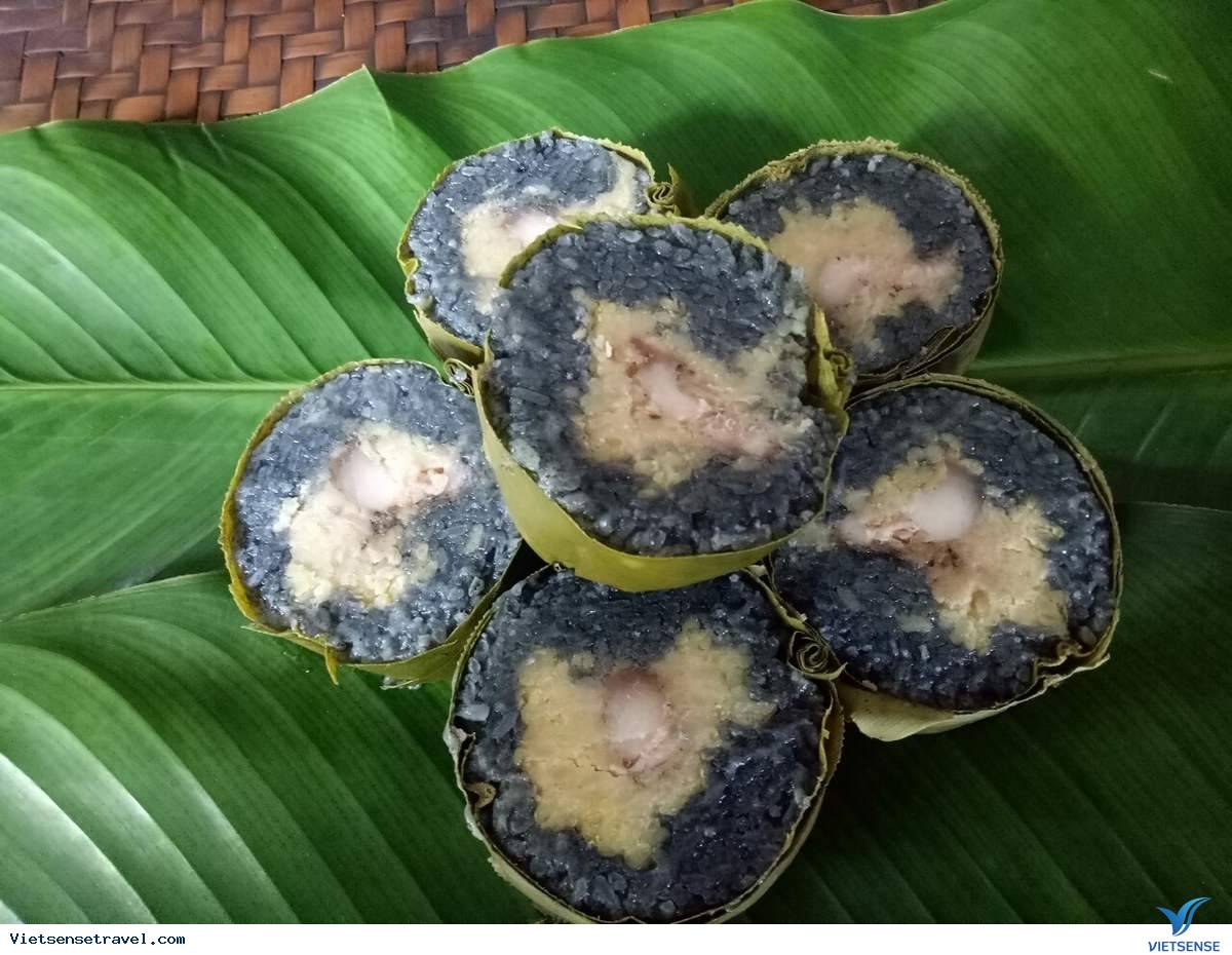 Bánh chưng đen Mường Lò