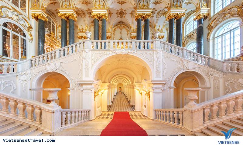 Cầu thang Jordan trong Bảo tàng Hermitage