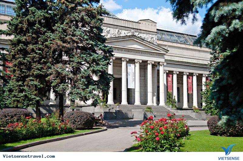 Bảo tàng Pushkin tọa lạc trên phố Volkhonka