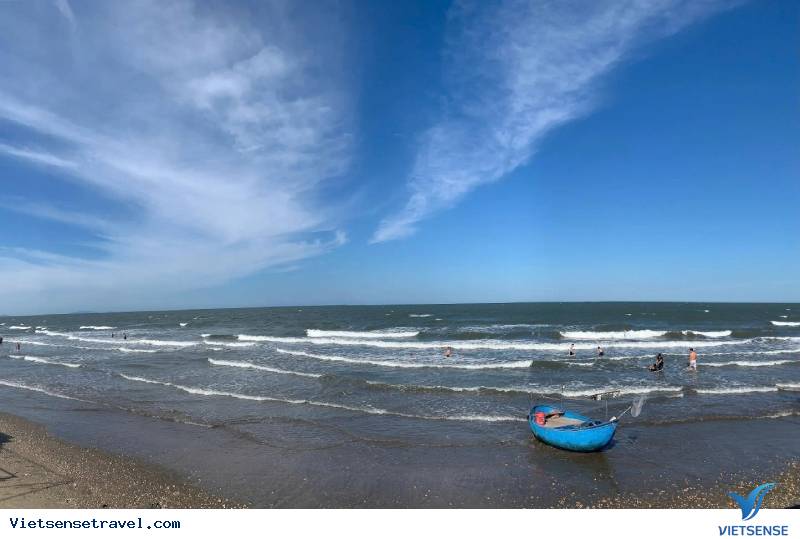 Bên cạnh biển Quỳnh, còn rất nhiều điểm tham quan hấp dẫn khác ở Nghệ An Bên cạnh biển Quỳnh, còn rất nhiều điểm tham quan hấp dẫn khác ở Nghệ An