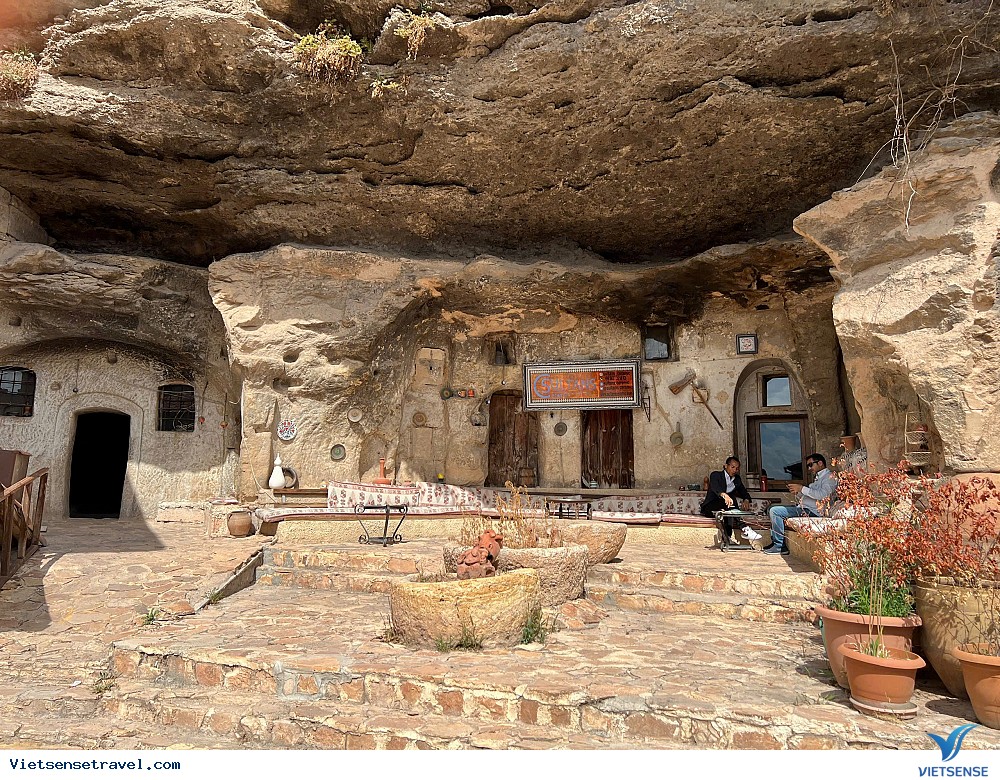 Các bức tường đá mang đậm dấu ấn Byzantine