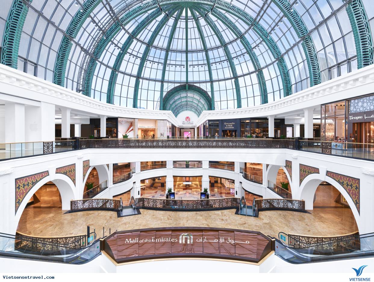 Mall of the Emirates Dubai