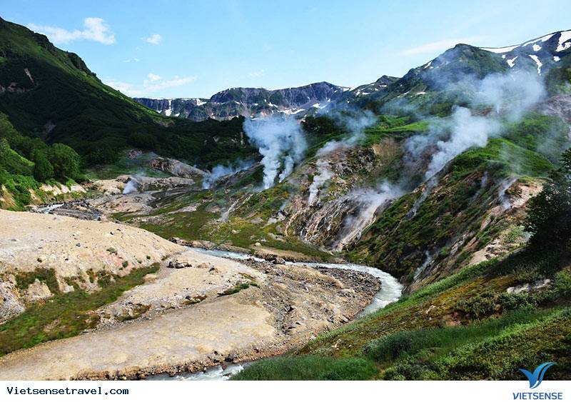 Thung lũng Geyser mang vẻ đẹp hoang sơ