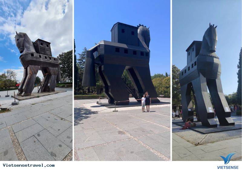 Chiêm ngưỡng con ngựa gỗ nổi tiếng trong cuộc chiến thành Troy