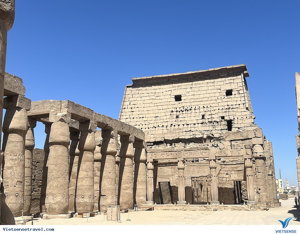 Chú ý mua vé và sắp xếp lịch trình để có chuyến đi thuận lợi