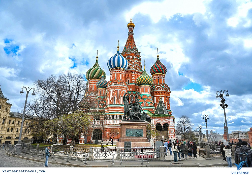 Chuẩn bị trang phục phù hợp với từng mùa tại Nga