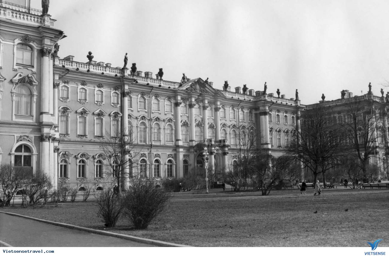 Từ năm 1762 đến 1904, nó đã được sử dụng làm nơi ở của các Hoàng đế Nga