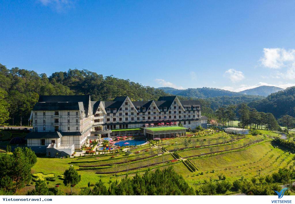 Swiss Belresort Tuyền Lâm