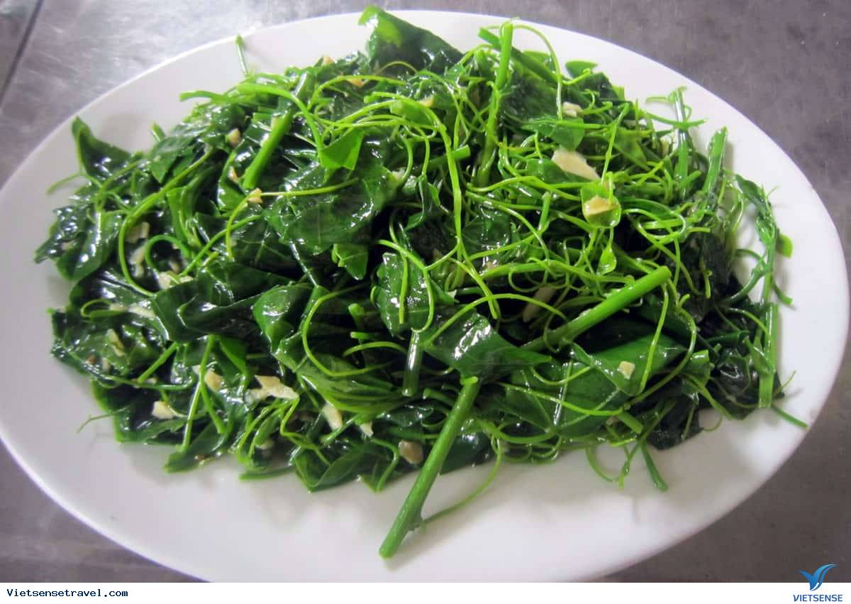 Su Su Tam Đảo