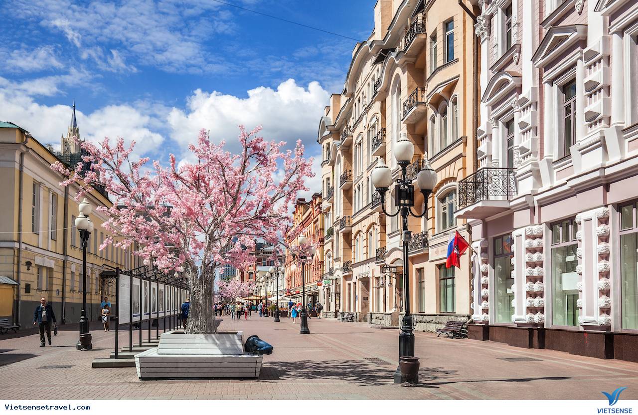 Phố cổ Arbat chính là nơi sinh ra và lớn lên của rất nhiều nghệ thuật gia nước Nga