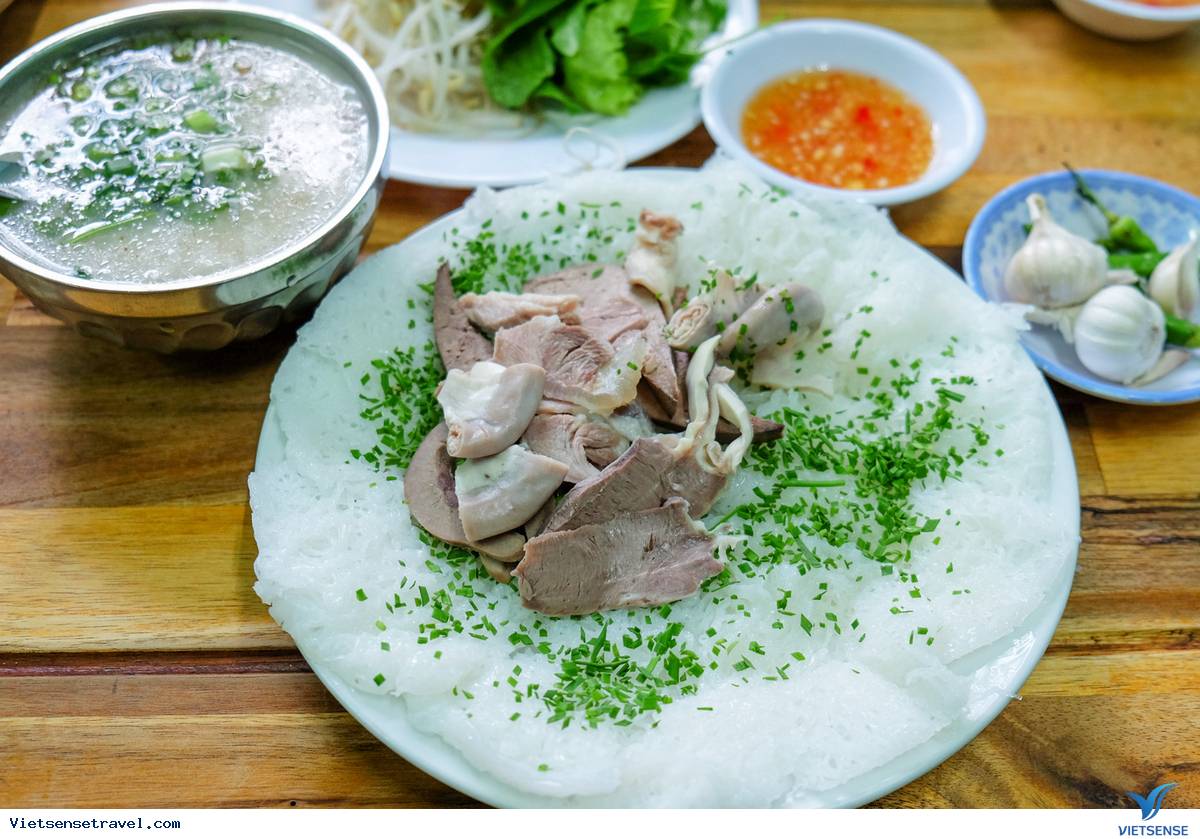 Địa Điểm Du Lịch Đẹp Tại Quy Nhơn. Ẩm Thực Và Các Bữa Ăn Sáng, Trưa Tối Tại  Quy Nhơn 2021