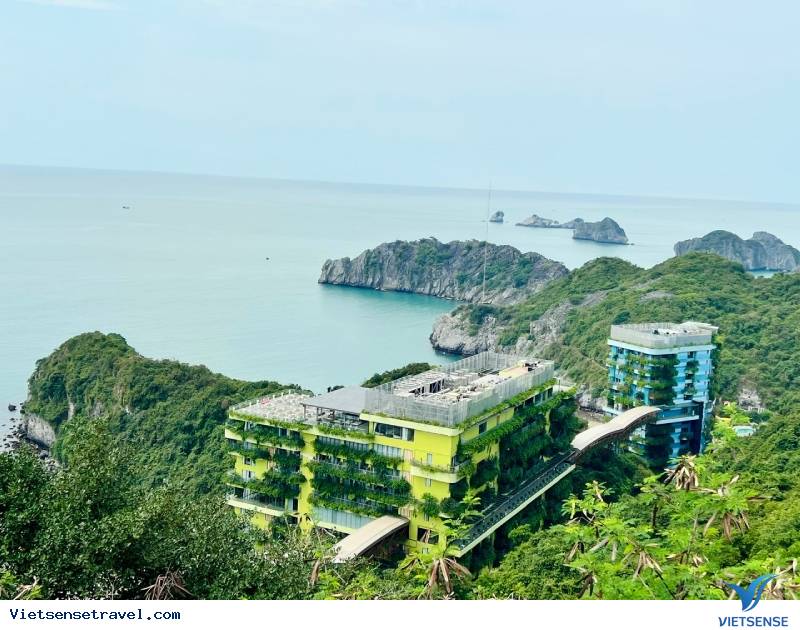 Flamingo Cát Bà nằm ngay các bãi tắm với nhiều góc check-in đẹp