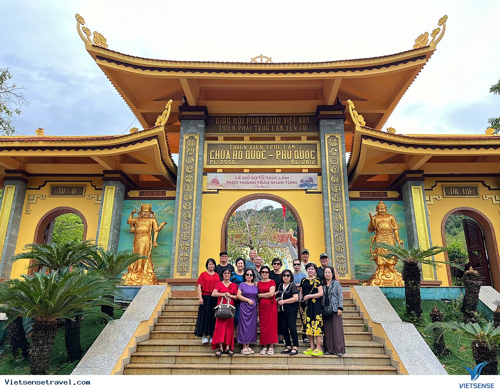 Ghé thăm chùa Hộ Quốc linh thiêng, cầu bình an, may mắn