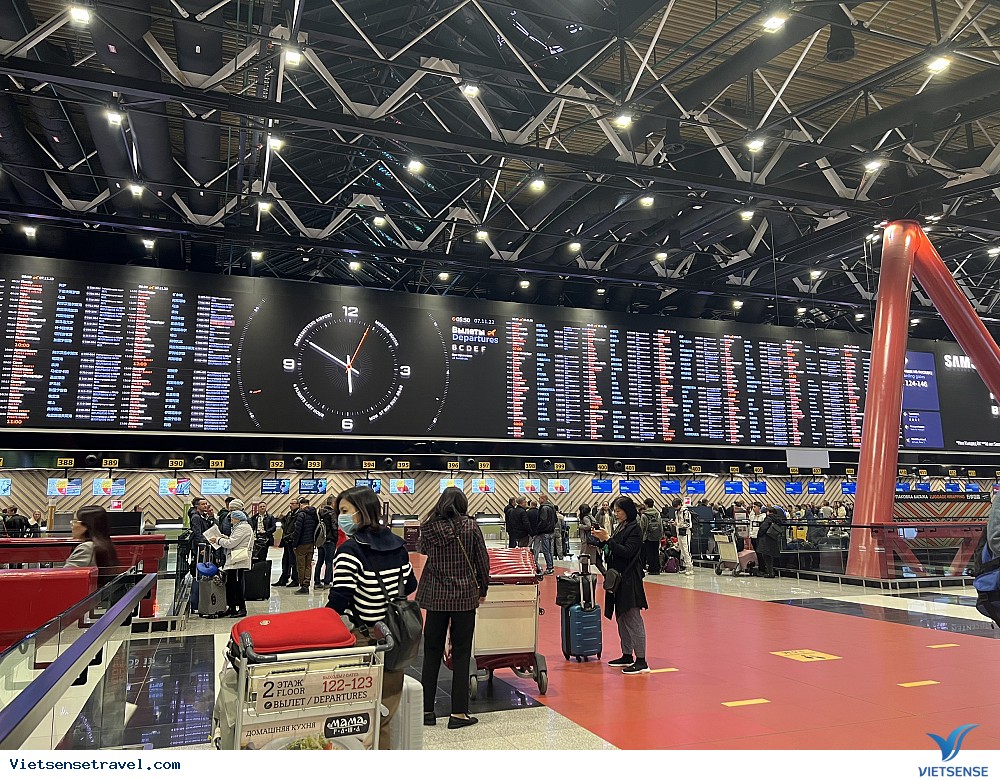 Hành trình bay từ Việt Nam đến Nga khá xa, mất khoảng 9-19 tiếng