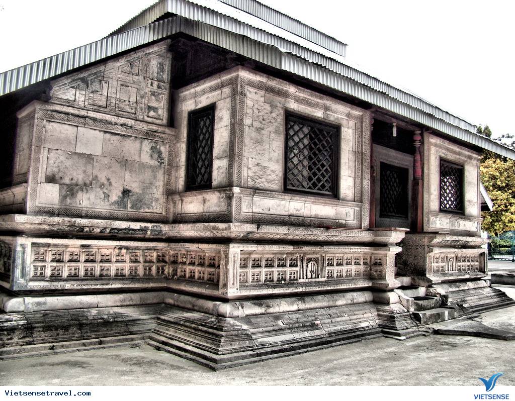 Hukuru Miskiiy – nhà thờ hồi giáo cổ