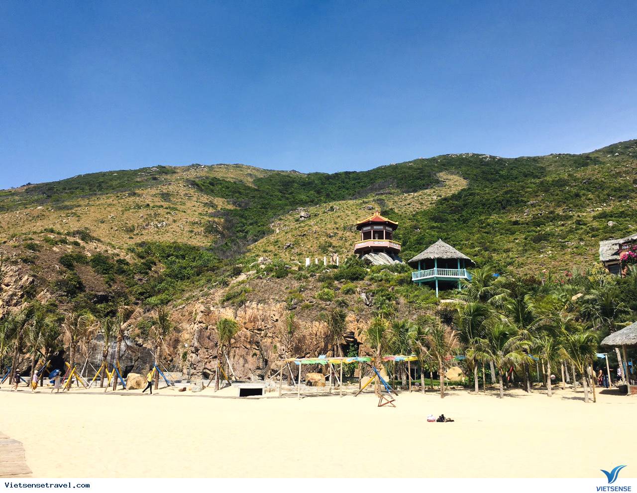 Khám phá Quy Nhơn - Mua sắm - Ra sân bay