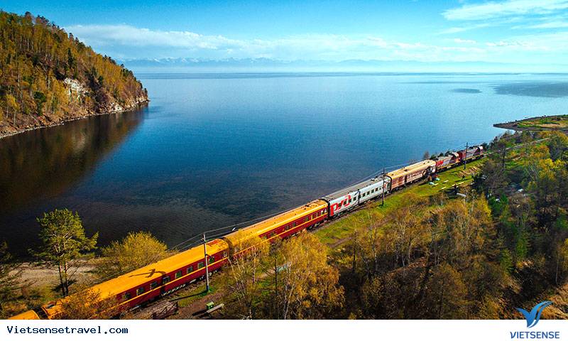 Trải nghiệm đi tàu xuyên Siberia ngắm trọn hồ Baikal