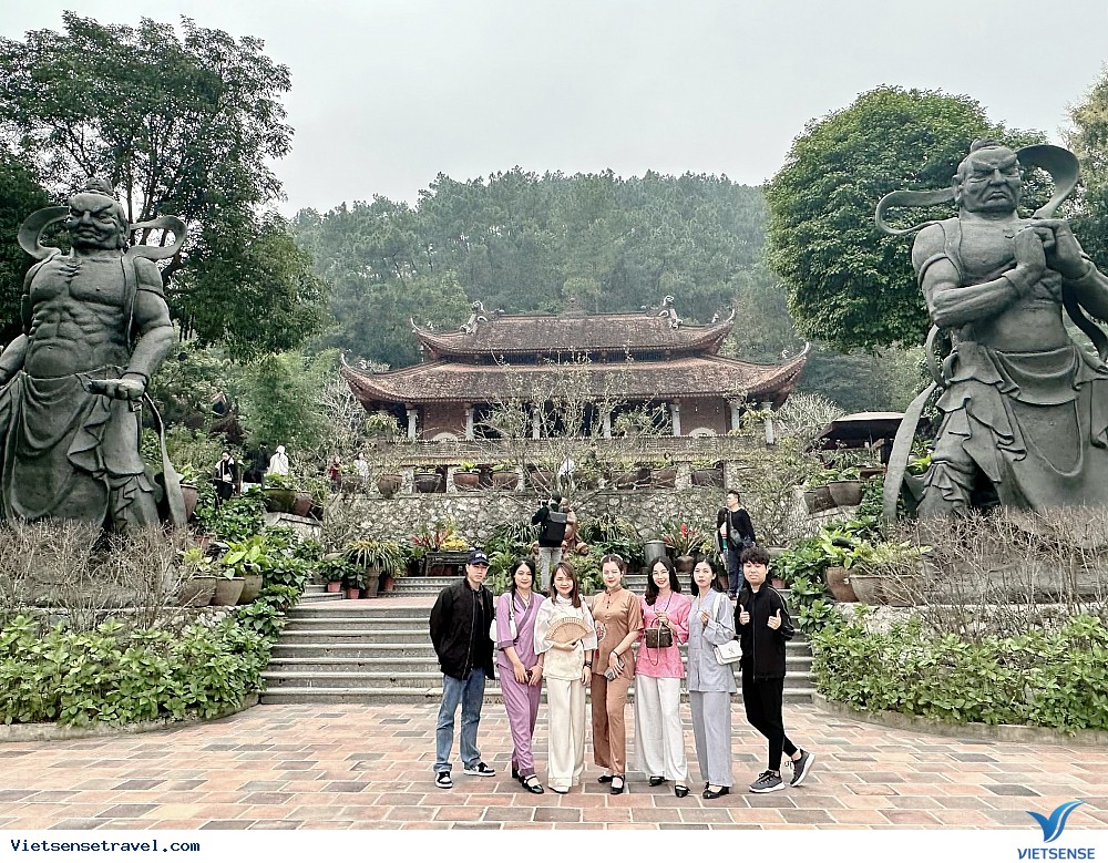 Mặc áo lam đi chùa, vừa lịch sự, vừa đẹp