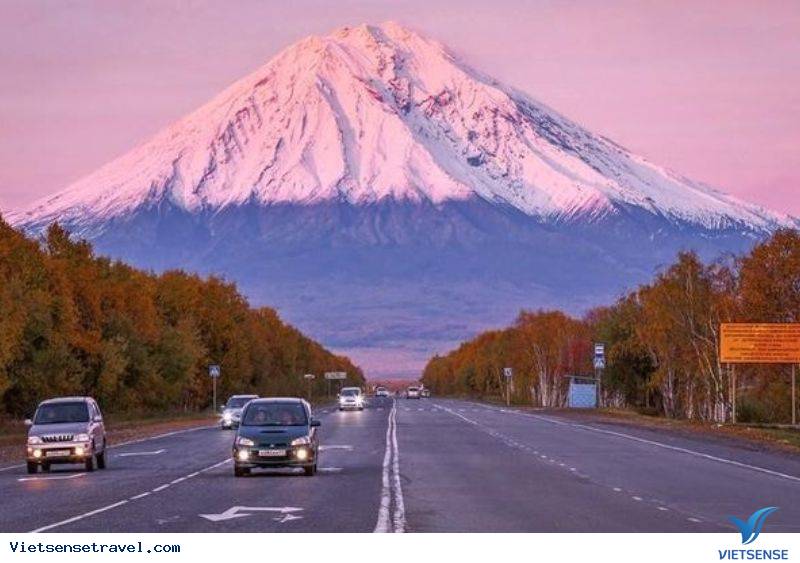 Mãn nhãn với các tuyến đường đẹp nhất của nước Nga