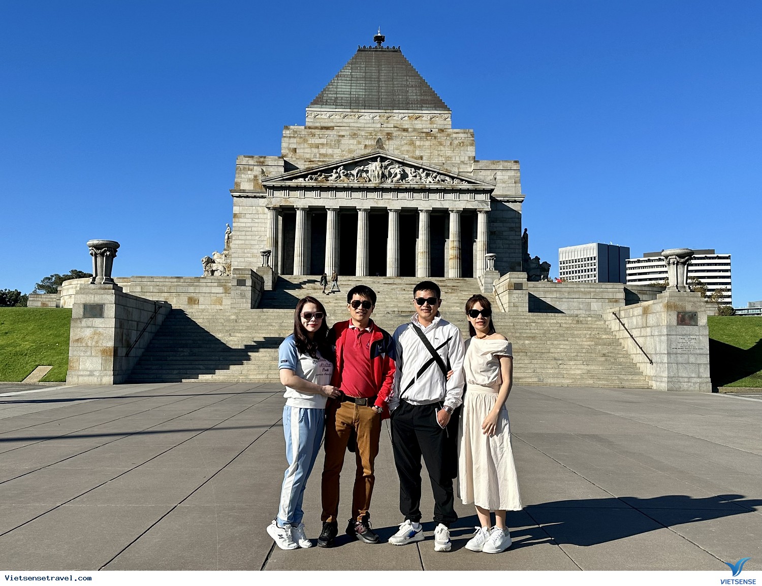 Melbourne - Dandenong