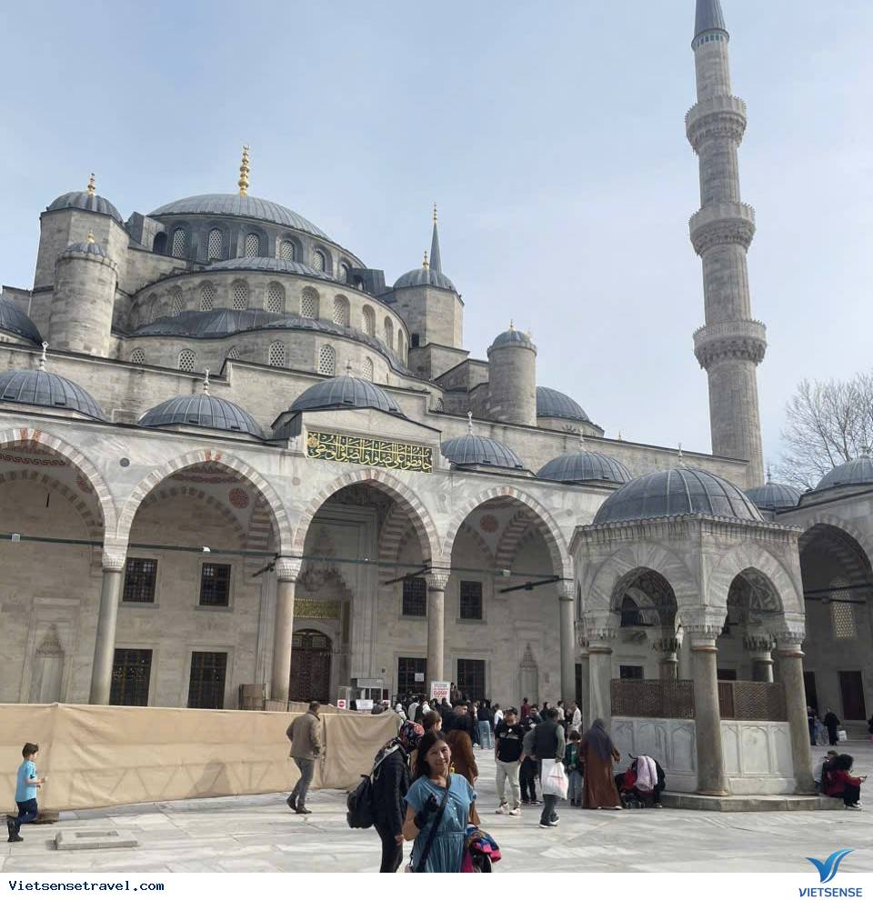Nên đi Blue Mosque vào mùa xuân hoặc mùa thu Nên đi Blue Mosque vào mùa xuân hoặc mùa thu