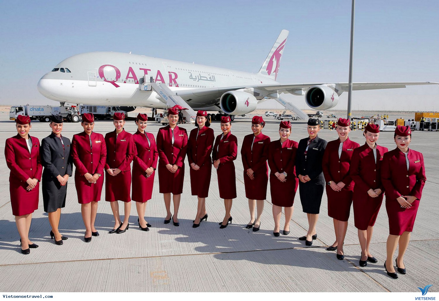 Ngày 1: Đáp chuyến bay đi Athens nối chuyến tại Doha