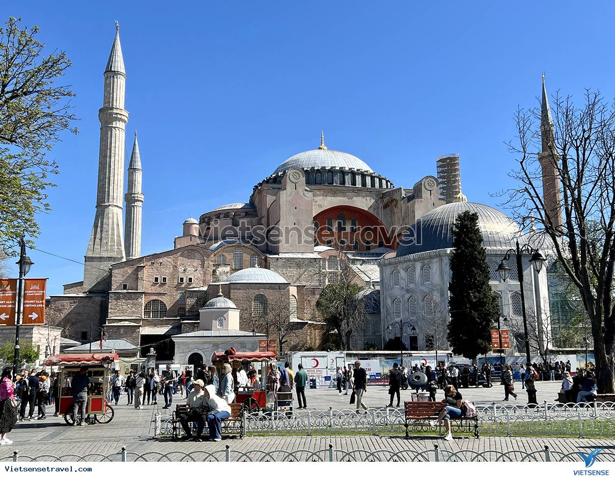 Ngày 2: Du lịch thành phố Istanbul - Ảnh 1