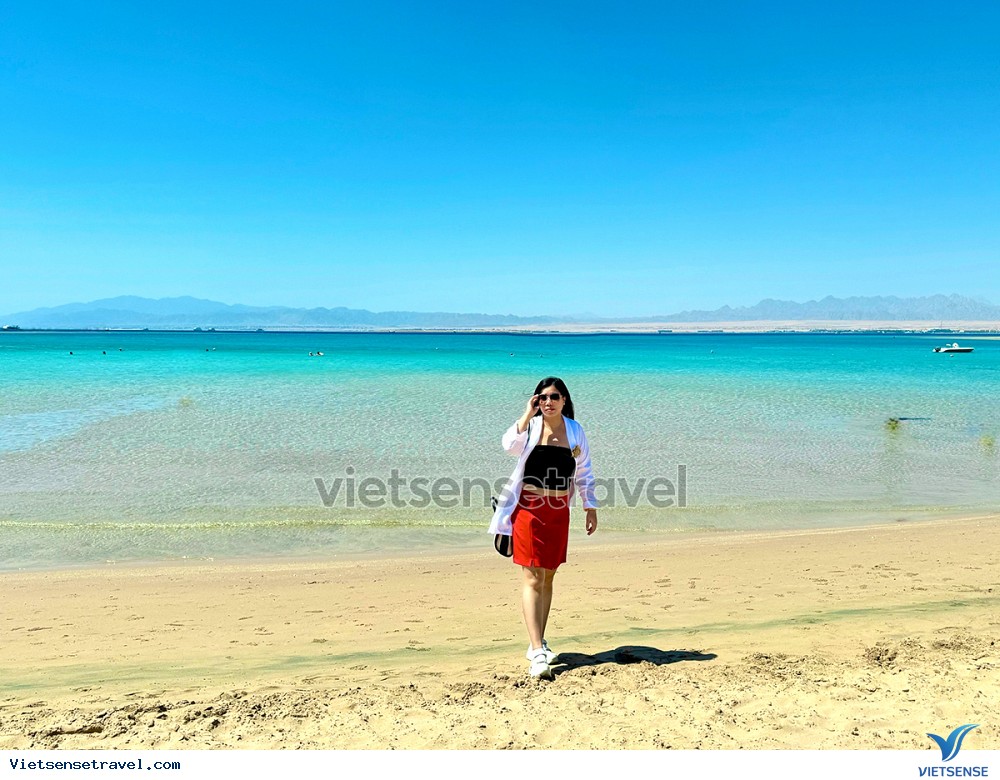 Ngày 9: Du ngoạn Biển Đỏ Hurghada (Ăn sáng, trưa, tối Ngày 9: Du ngoạn Biển Đỏ Hurghada (Ăn sáng, trưa, tối