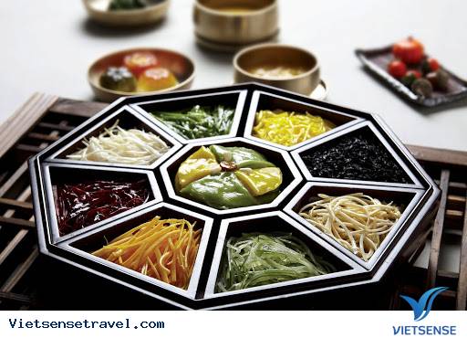 Cửu Chiếc Phản Hàn Quốc