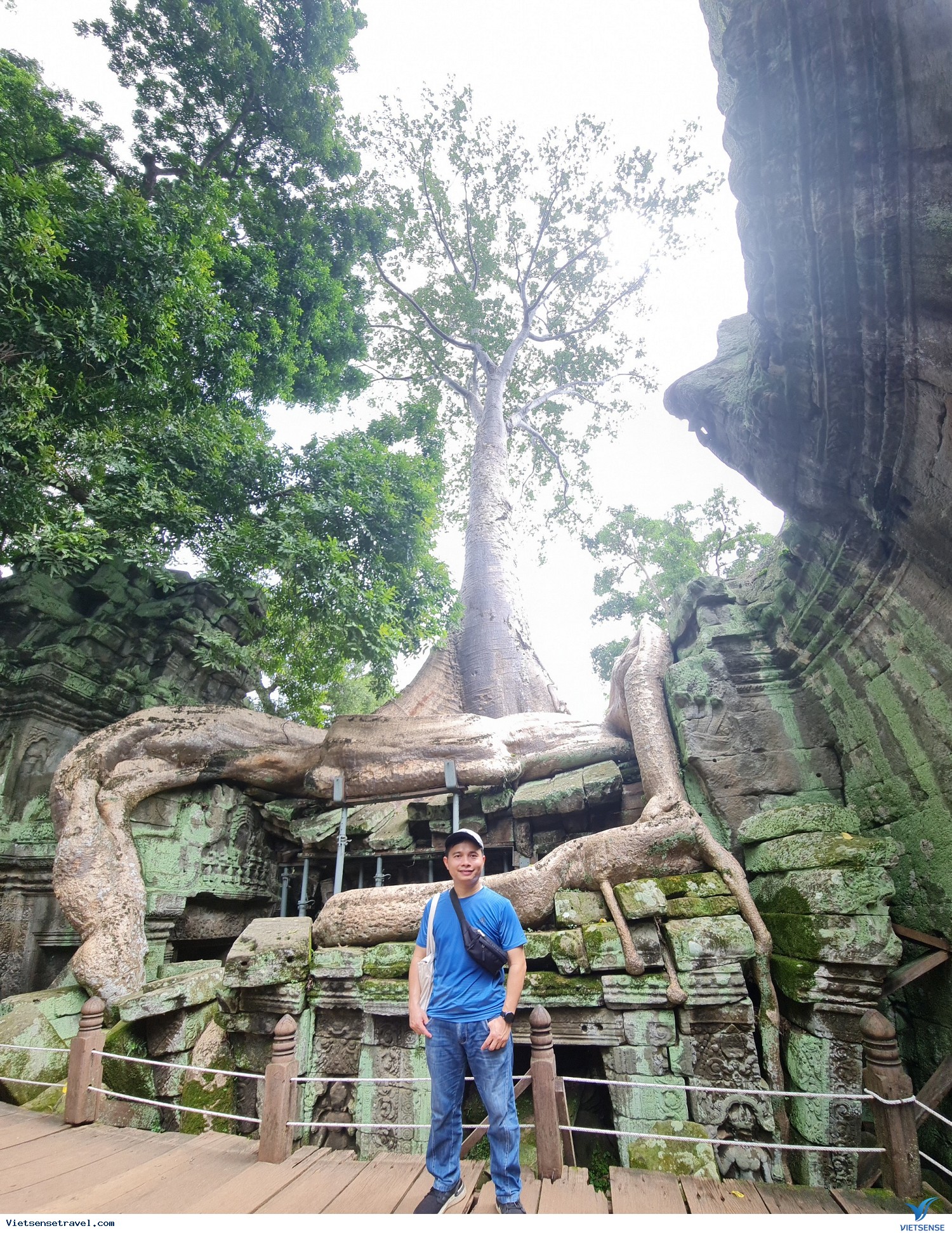 Phnom Penh tour
