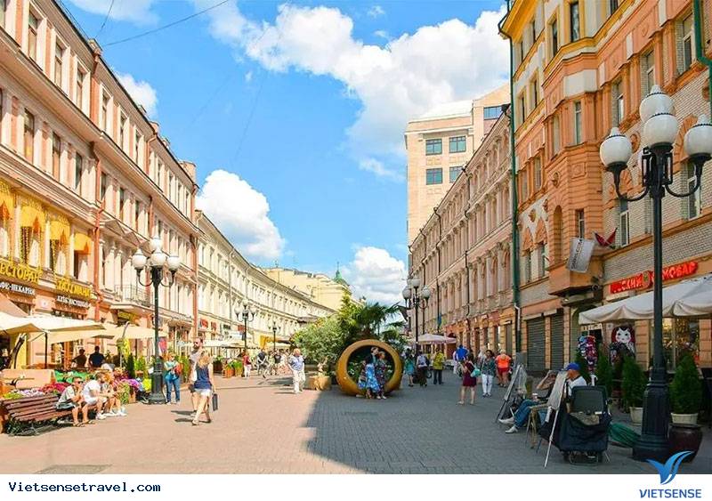 Phố cổ Arbat Moscow vào thu