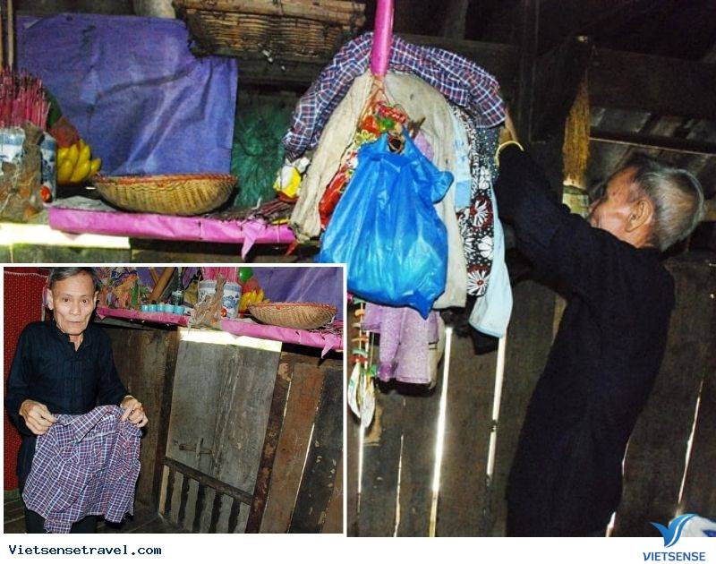 Quần áo của người được cho là Ma Cà Rồng Tây Bắc
