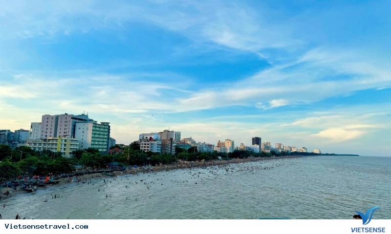 Sầm Sơn tháng 5 - 8 bước vào mùa cao điểm, sóng biển manh, nắng rực rỡ Sầm Sơn tháng 5 - 8 bước vào mùa cao điểm, sóng biển manh, nắng rực rỡ